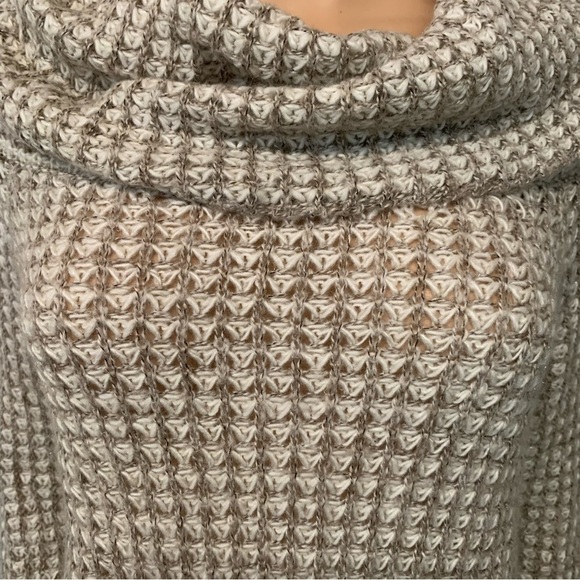 BB DAKOTA Sweater Top - Picture 3 of 5